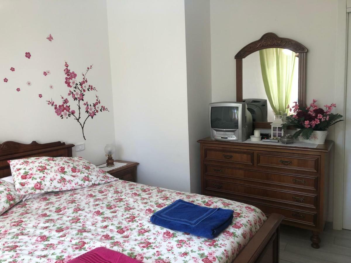 Apartamento La Casa Di Nena Vivo dʼOrcia Exterior foto